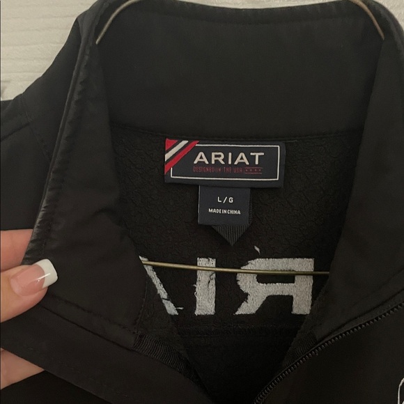 Ariat Women's Classic Black Vest - Picture 2 of 5